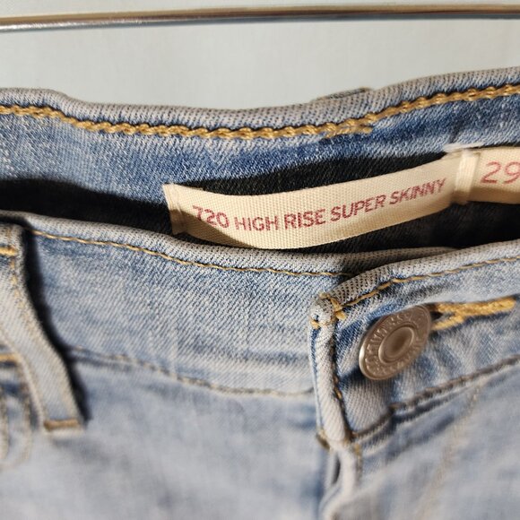 Levi’s 720 High-Rise Super Skinny Jeans – Light Wash Distressed Hems – Size 29 - Picture 4 of 12